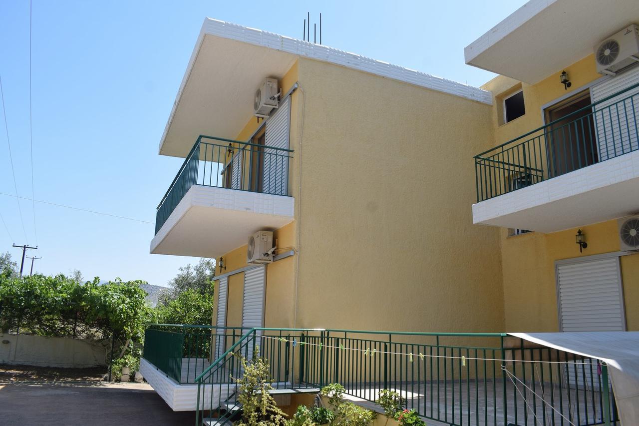 Apartments Rania Tolo Exterior photo